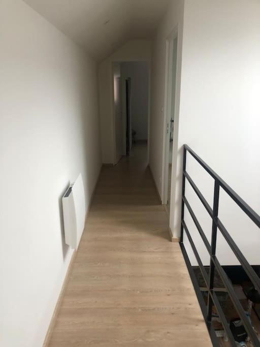 Une Maison Agreable Pour Se Detendre Saint-Quentin  Exteriör bild